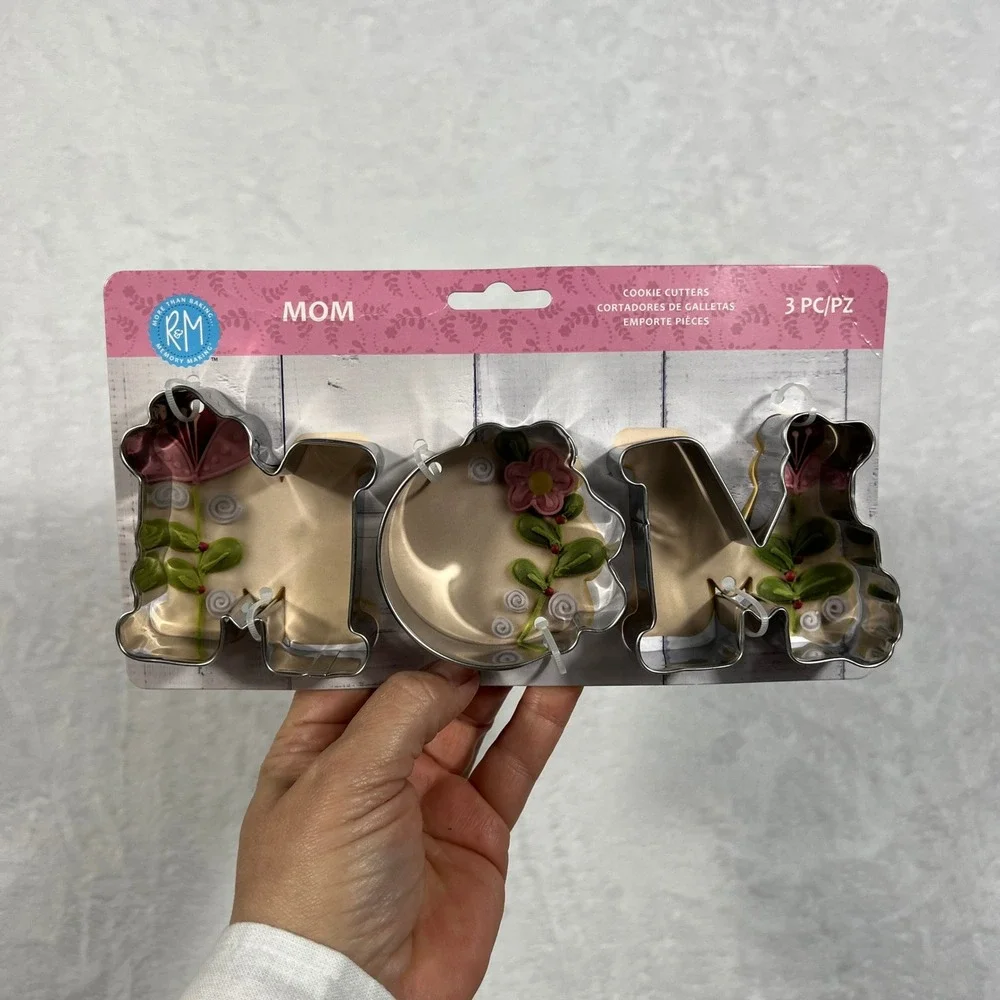 R&M International MOM 3 Piece Floral Cookie Cutter Set Silver Metal 5145 NEW
